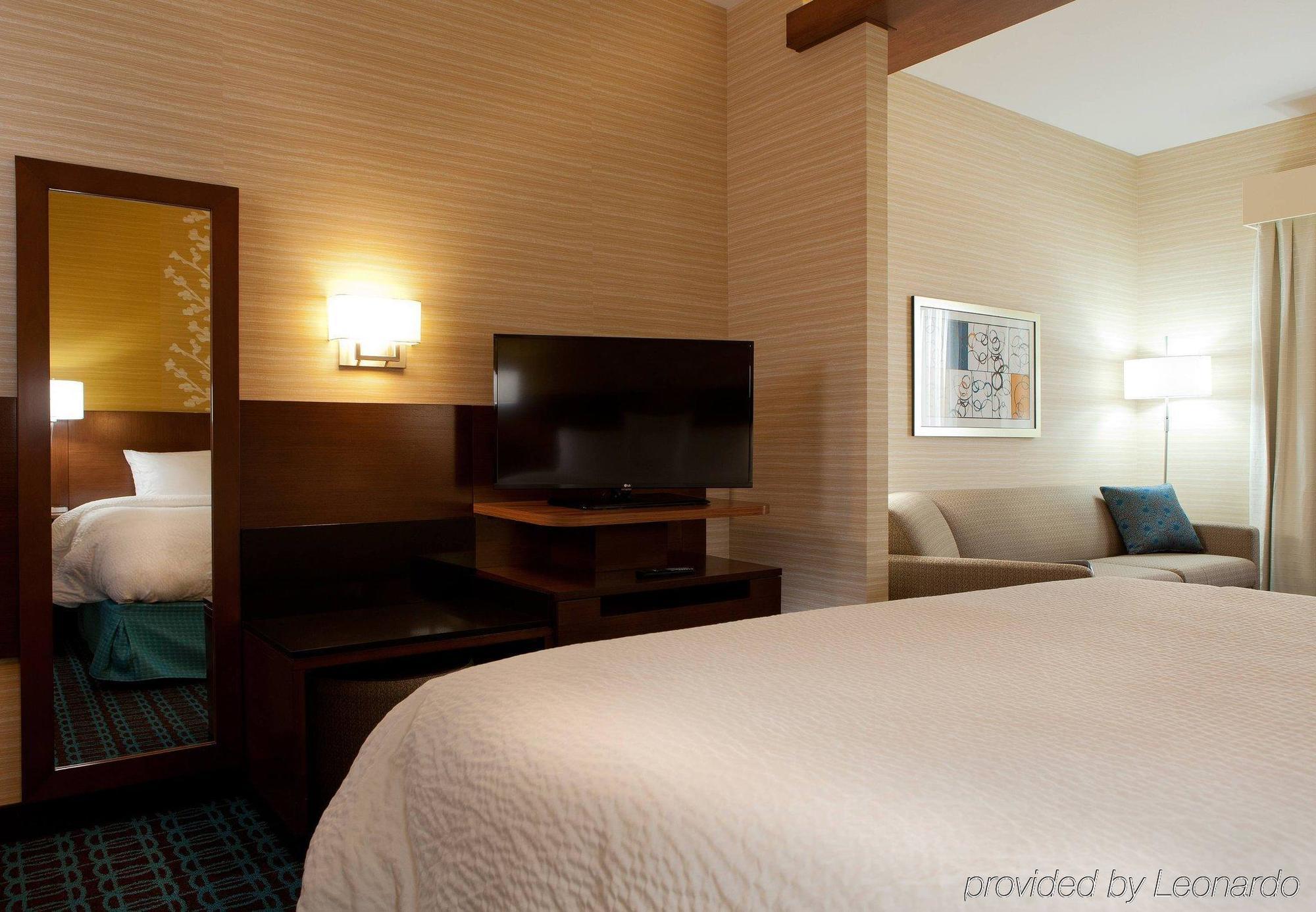 Fairfield Inn & Suites By Marriott Летбрідж Екстер'єр фото